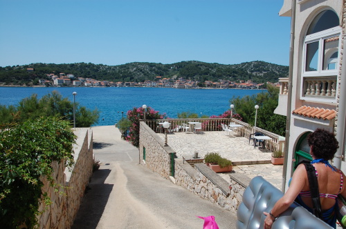 tisno
